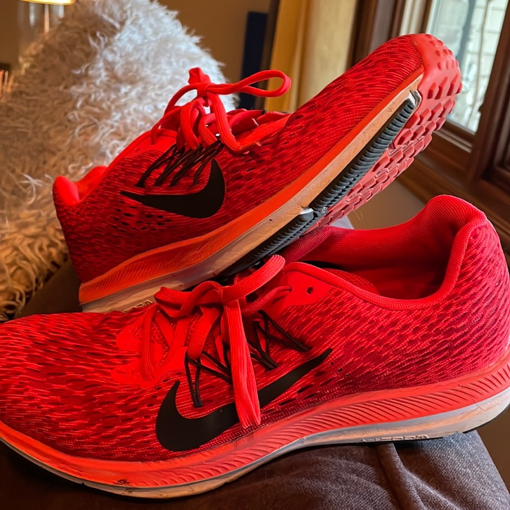 Nike Zoom Womens Red 10 Running Shoe